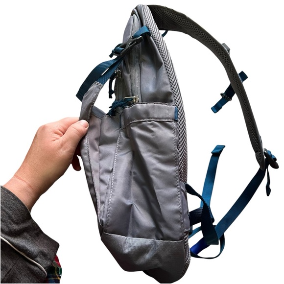 Ozark Trail Hydration Backpack Gray 72 oz - Picture 7 of 12
